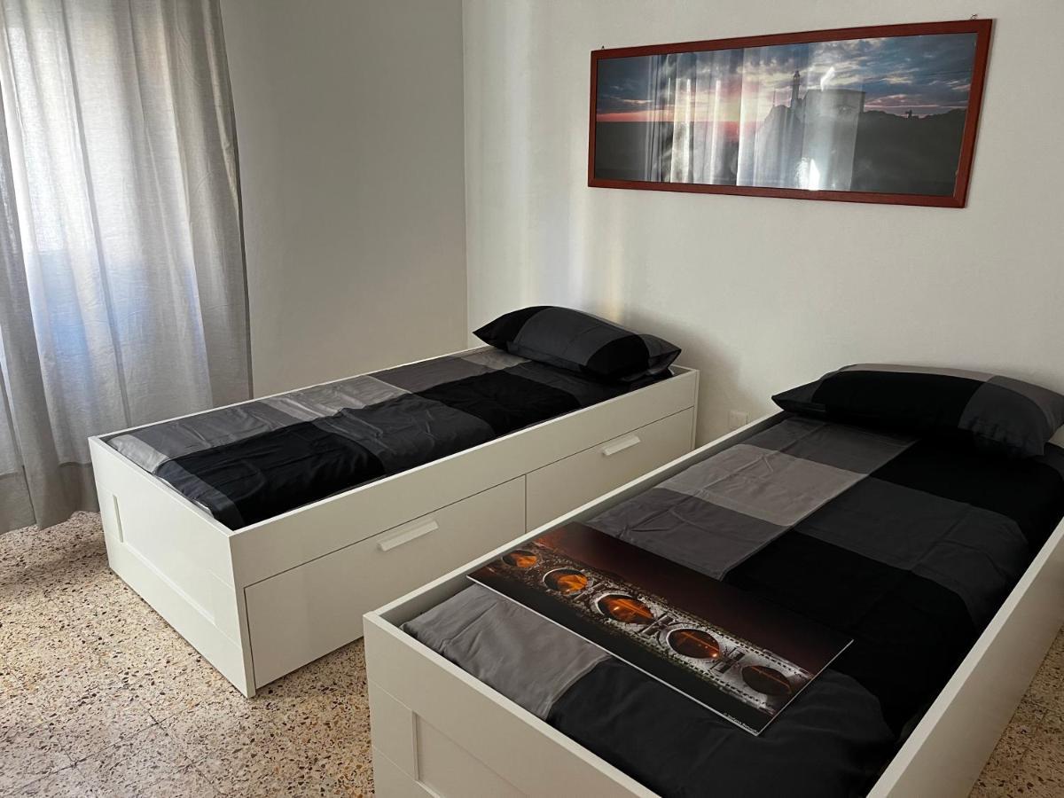 Casa Vacanze Dalla Lory Rimini Kültér fotó